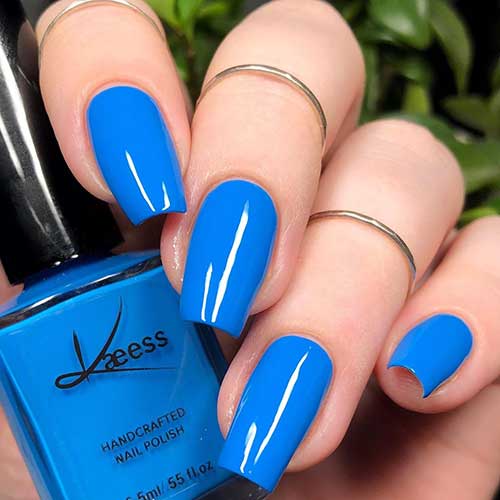 Perfect summer blue nail polish by kaeess for summer 2020