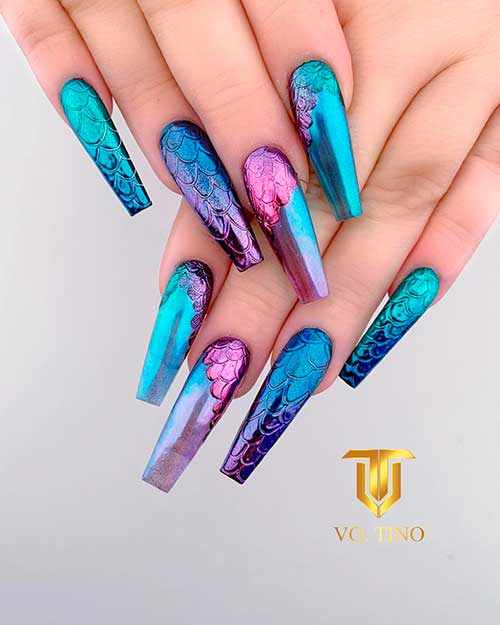 Stunning chrome mermaid nails coffin shaped design! 
