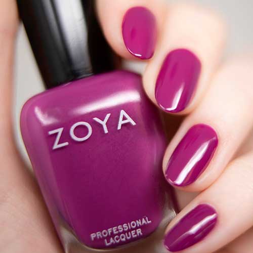 Cute berry round short fall nails 2020 with zoya sharon cream nail polish from zoya luscious fall 2020 collection!