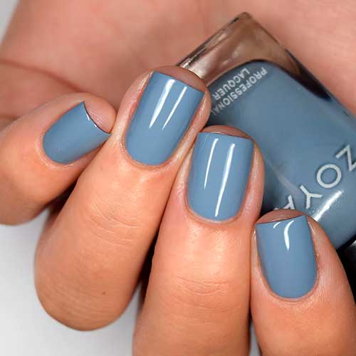 Cute short square grey blue nails 2020 with zoya tommy cream nail polish from zoya luscious fall 2020 collection!