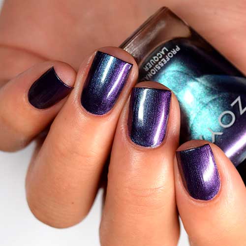 Duochrome short square nails 2020 done with Andrea Zoya duo chrome nail polish from Zoya luscious fall 2020 collection!