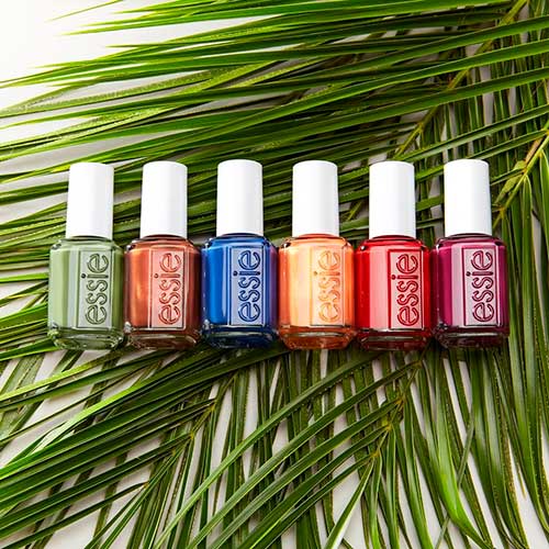 Do Cute Fall Nails with Essie Fall 2020 Collection!