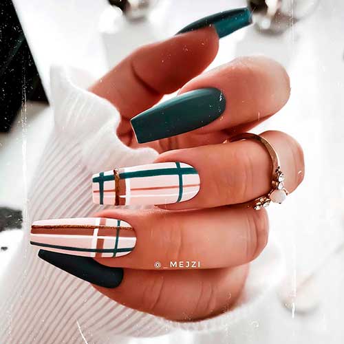 Cute coffin shaped dark green with white checkered plaid nails 2020 design that suits autumn and winter seasons!