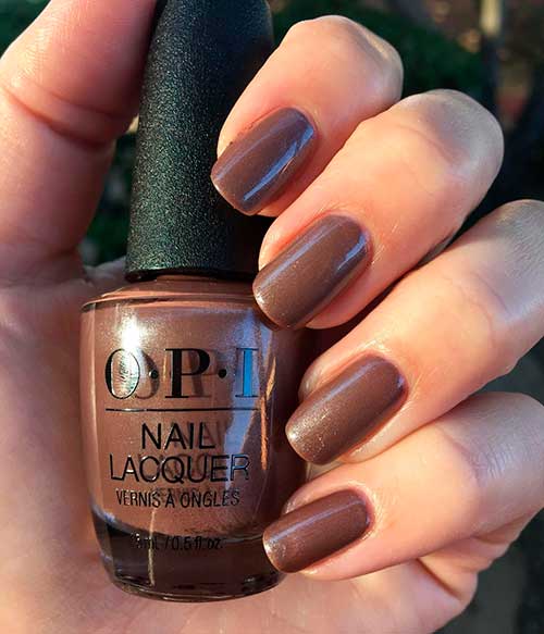 Cute shimmery brown nails with OPI Gingerbread Man Can from OPI Shine Bright Nail Lacquer Holiday Collection 2020