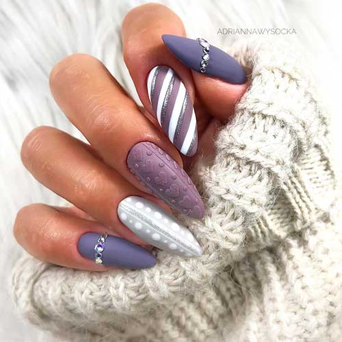 Classy almond shaped Christmas sweater nails 2020 design!