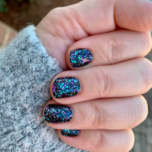 Sparkling Holidaze Color Street Nail Strips for Christmas 2020!