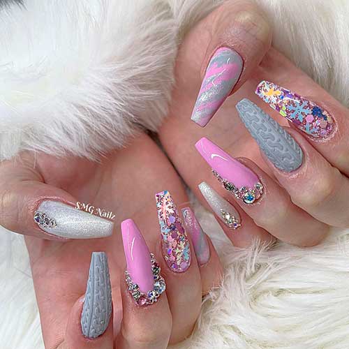 Gorgeous glittery Pink and gray nails 2021 design for new years and winter season!