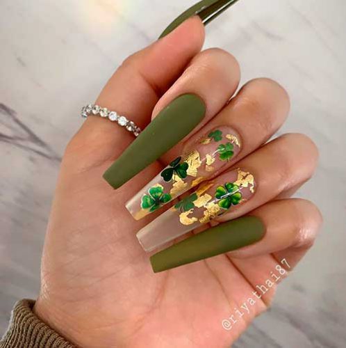 Gorgeous matte olive green nails design with gold foil and green leaves!