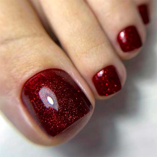 Scarlet’s Shimmery Red Christmas Pedicure Idea