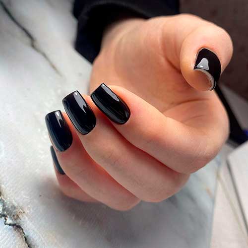 Simple Black Square Nails 2021 design!