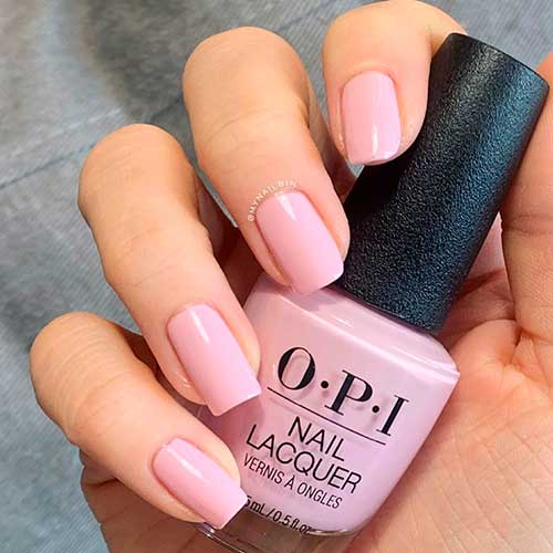 Cute pink spring nails 2021 with the OPI vibrant pink nail polish Hollywood & Vibe from OPI Hollywood Collection Nail Lacquer