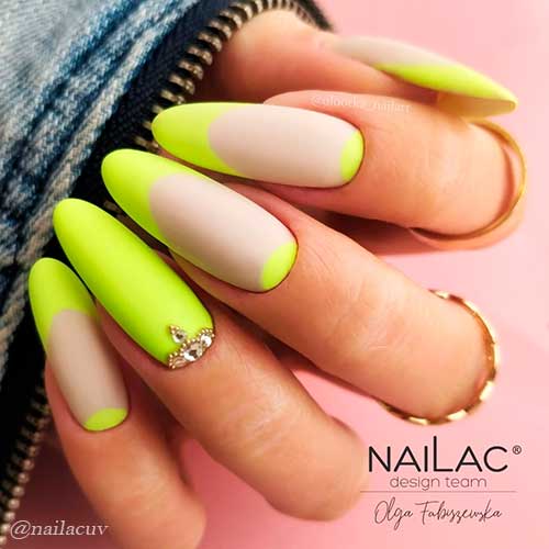 Stunning almond shaped neon yellow nails 2021!