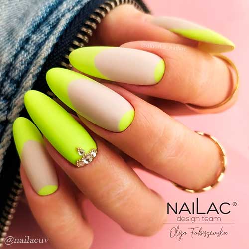 Stunning almond shaped neon yellow nails 2021! Stunning almond shaped neon yellow nails 2021!