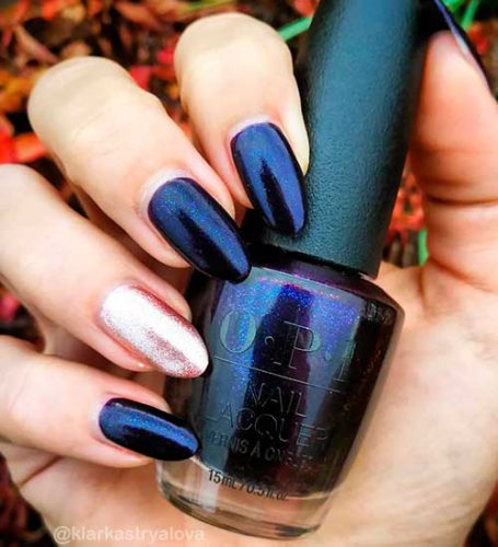 Short shimmery purple nails with OPI Nail Polish Abstract After Dark and complemented by OPI Metallic Composition