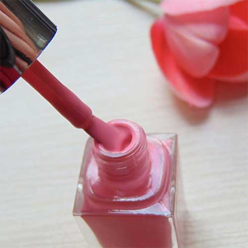 How to Apply Nail Polish Without Getting it on Skin