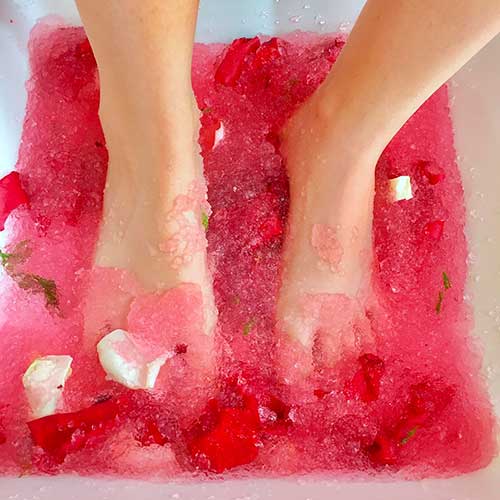 Pedicure Guide – Everything You Need to Know About Pedicure