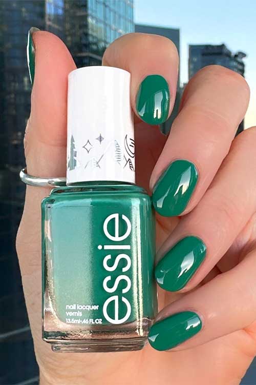 Short Green Nails with Essie Midnight Mirage from The Essie Mystical Mist Collection